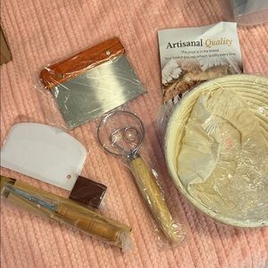 Sourdough bread starter kit basket razor whisk new! Perfect for bread making
